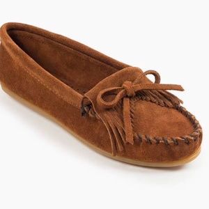 Minnetonka Kilty Moccasins. Women. Brown. Size 11. NWT.